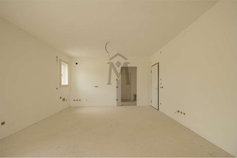 imm_44573-20250806183052-1280-