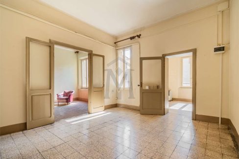 imm_44674-20251106122403-1280-