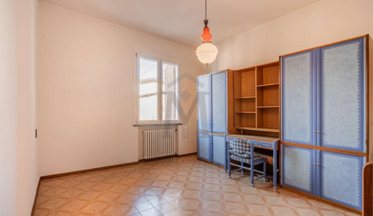 imm_45100-20250923161121-1280-