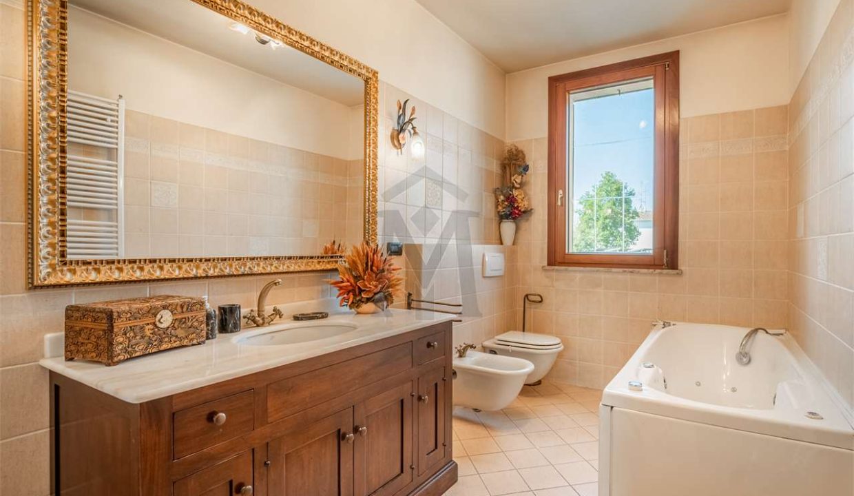 imm_45352-20250929151241-1280-