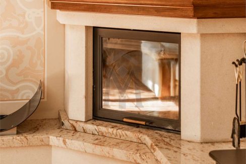 imm_45399-20250929153336-1280