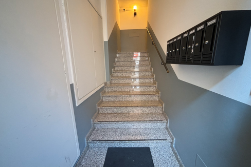 imm_45716-20251010121410-1023-