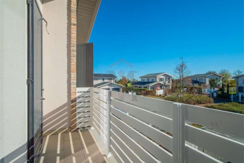 imm_46355-20251106174506-1280-