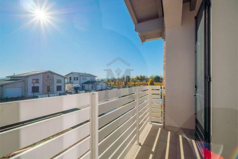 imm_46356-20251106174503-1280-