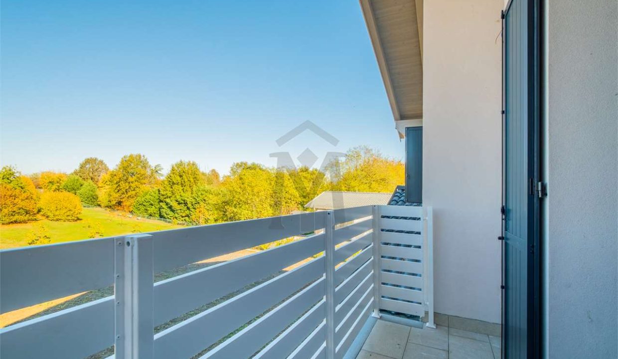 imm_46358-20251106174356-1280-