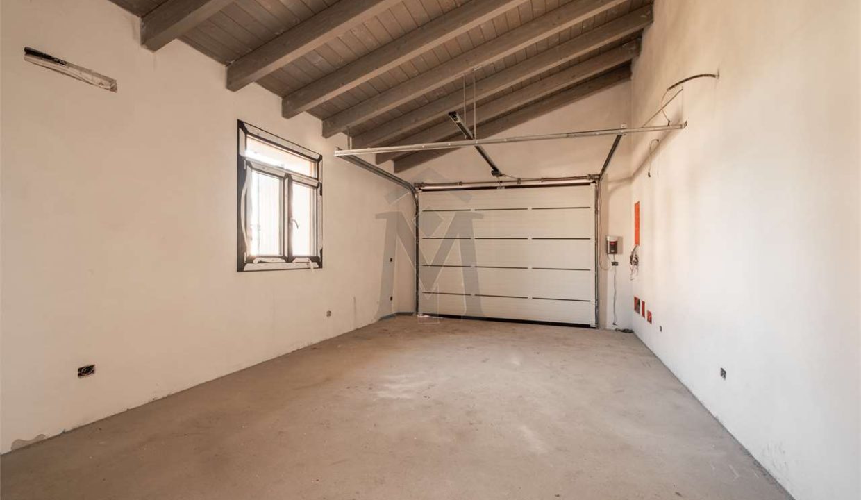 imm_46359-20251106174541-1280-