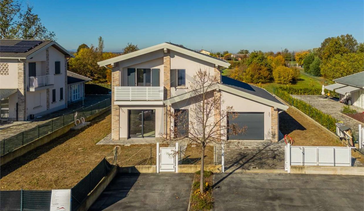 imm_46367-20251106174022-1280-