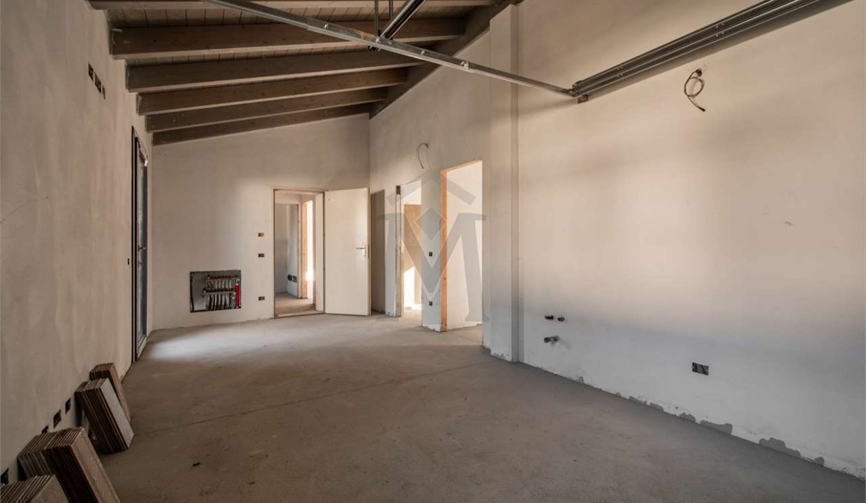 imm_46386-20251107111446-1280-