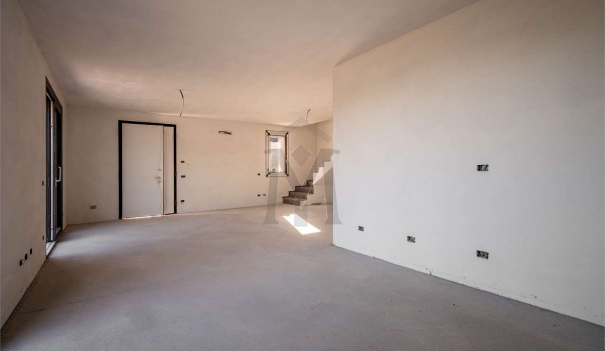 imm_46389-20251107110906-1280-