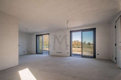 imm_46390-20251107110909-1280-