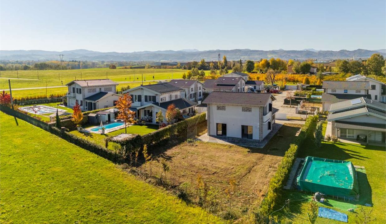 imm_46400-20251107110501-1280-