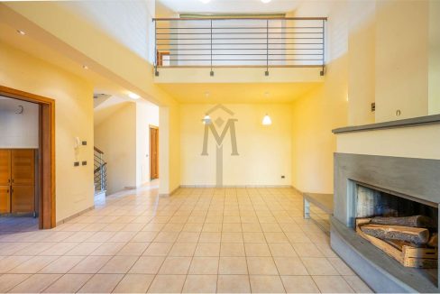 imm_46538-20251119110044-1280-