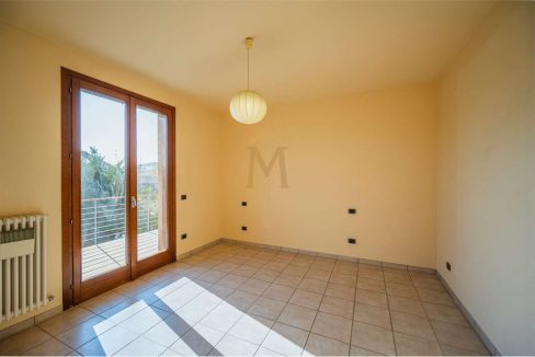 imm_46552-20251118155937-1280-