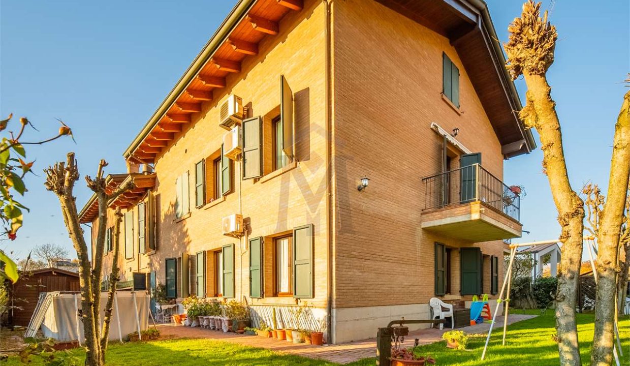 imm_46966-20251203180018-1280-