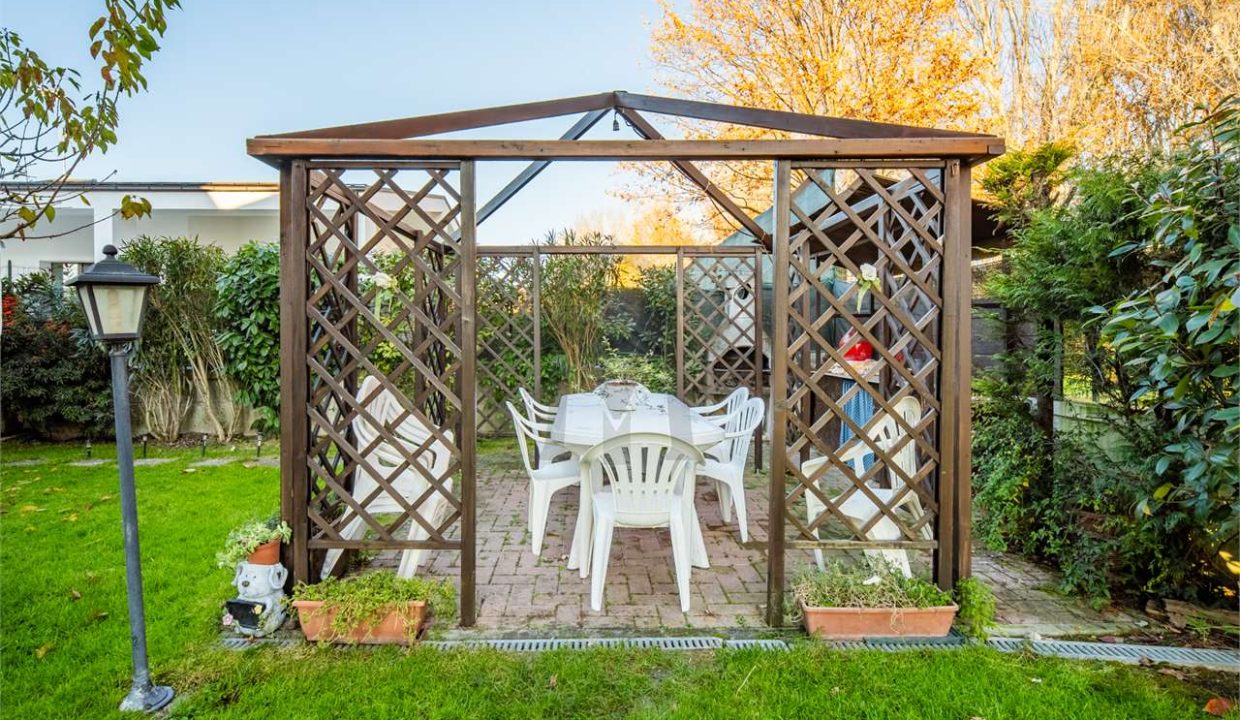 imm_46970-20251202185004-1280-