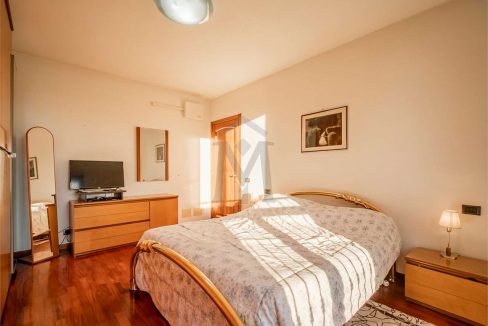 imm_47007-20251202183957-1280-