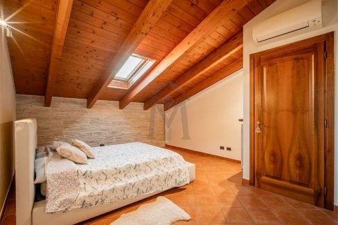 imm_47025-20251202184517-1280-