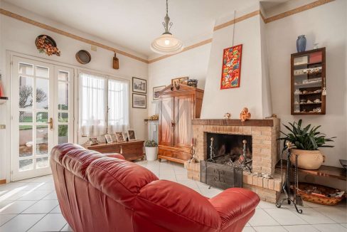 imm_47156-20251204163005-1280-