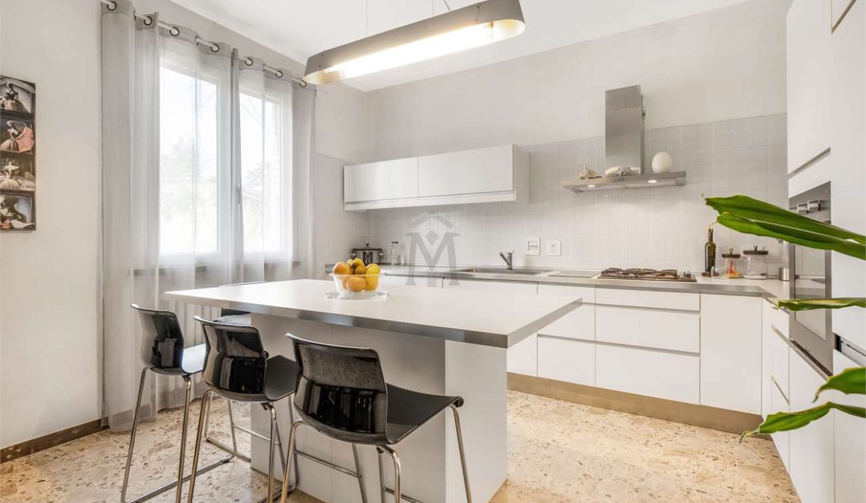 imm_48831-20260331192848-1280-