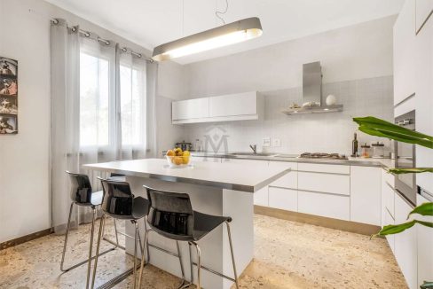 imm_48831-20260331192848-1280-