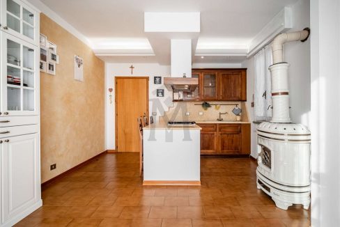 imm_46815-20251204161123-1280-