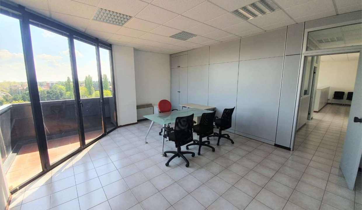 imm_16757-1280-